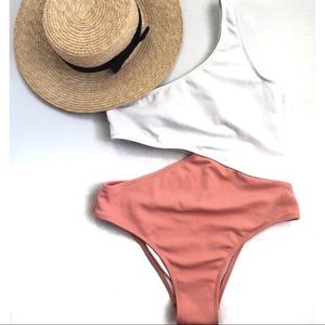 Zaful one piece orange & white Swimsuit size large